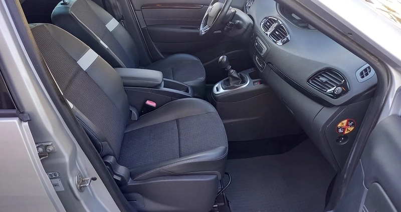 Renault Grand Scenic cena 18900 przebieg: 200000, rok produkcji 2013 z Oława małe 137